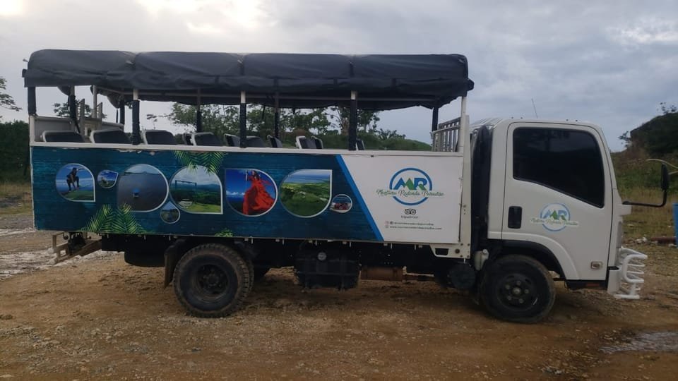 From Punta Cana: Whale Watching and Montana Redonda Tour - Obrázek 2