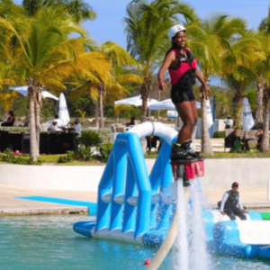 Punta Cana: Caribbean Lake Park Flyboard Experience