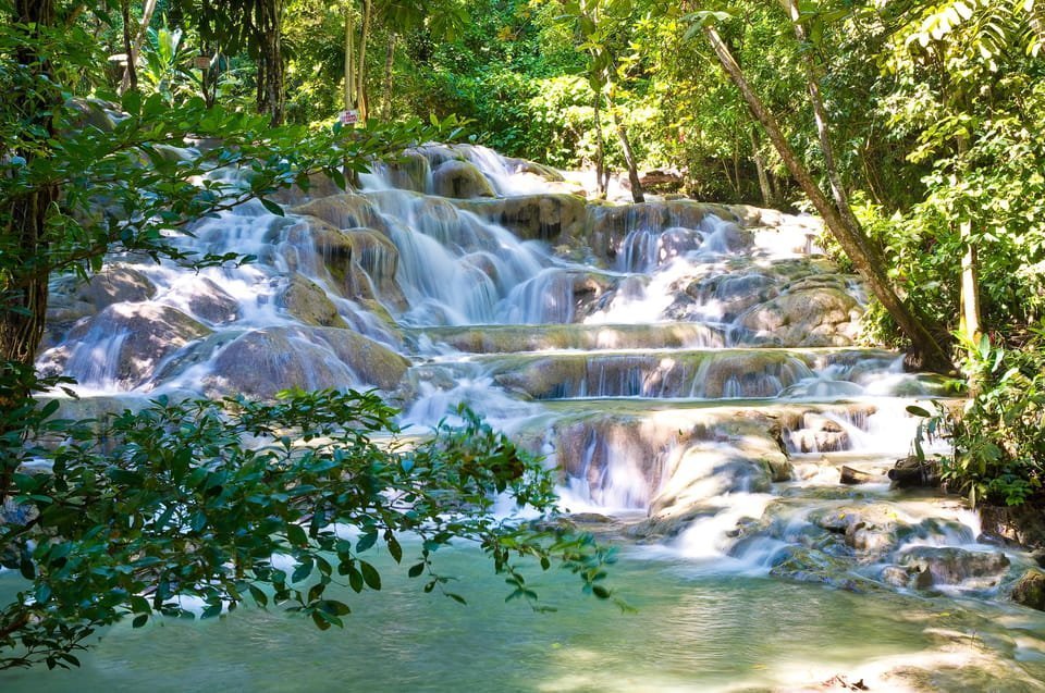 Jamaica: Full Day Dunn's River and Blue Hole with Lunch - Obrázek 9