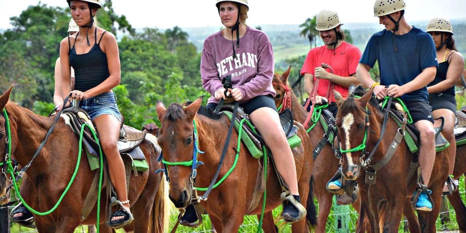 Punta Cana:Paseo en buggie ,caballo y ziplines en la selva - Obrázek 2