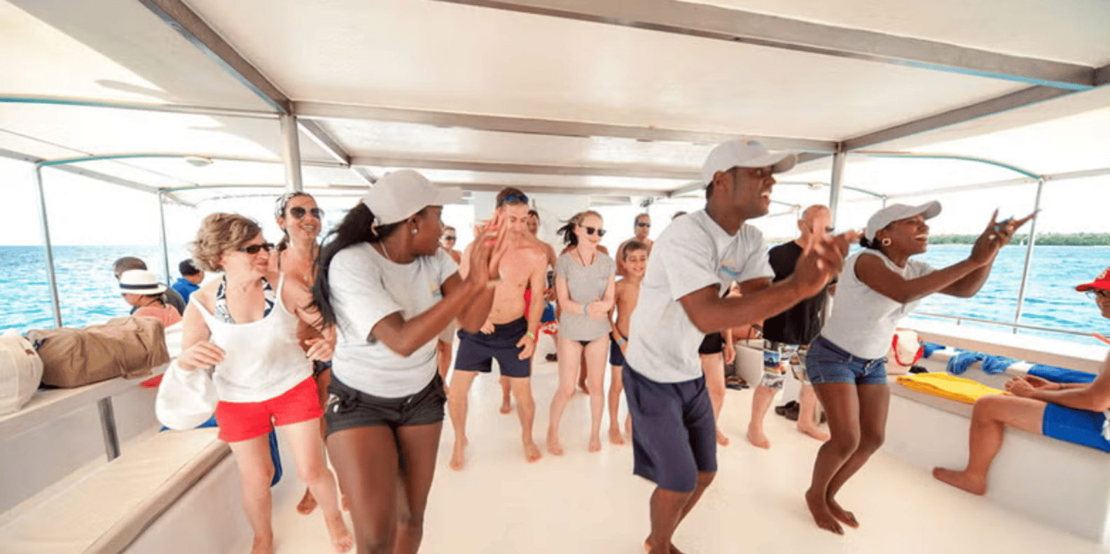 Punta Cana: Saona Island Full Day With Catamaran and Buffet - Image 9
