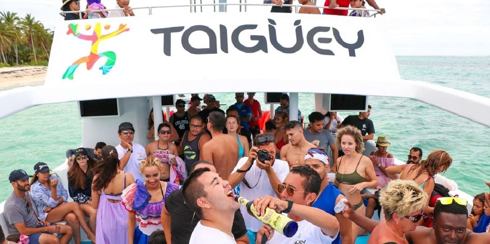 Punta Cana: Catamaran Tour with Taiguey Emotion Show - Obrázek 6