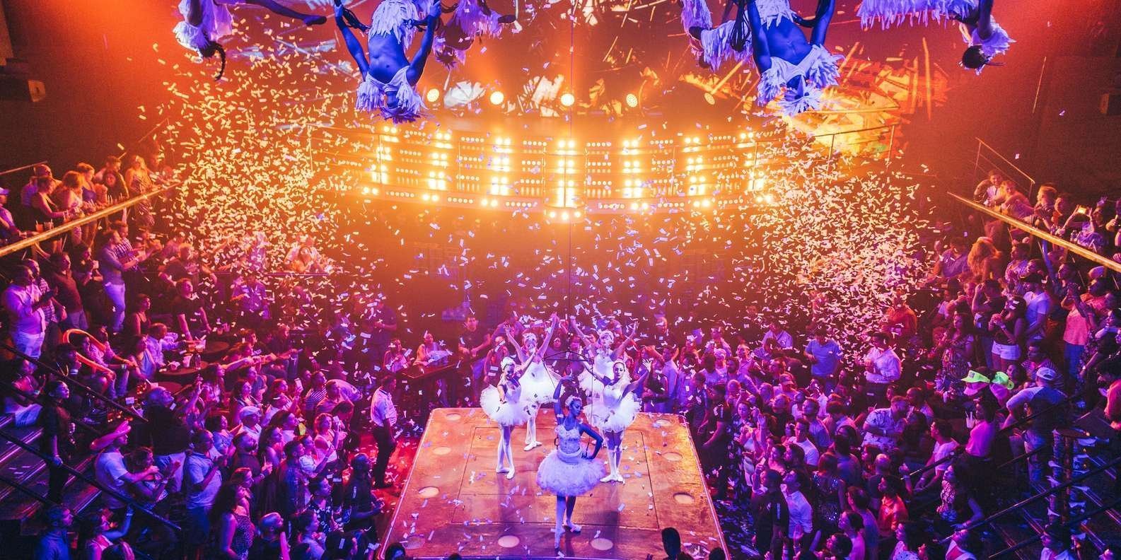 Punta Cana: Coco Bongo Nightclub with Round-Trip Transfer - Image 8