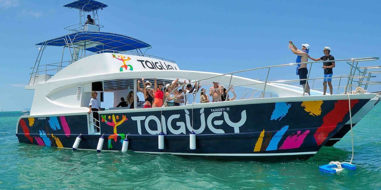 Punta Cana: Catamaran Tour with Taiguey Emotion Show - Obrázek 10